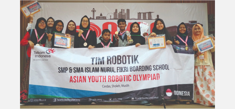 Tim Robotik SMA - SMP Islam NFBS Serang Berjaya Di Asian Youth Robotic Olimpiad (AYRO) Singapura