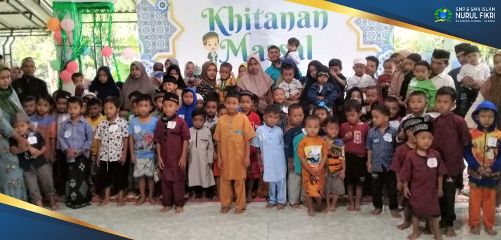 76 Anak Sekitar Pesantren Mendapatkan Manfaat Khitanan Massal di NFBS Serang