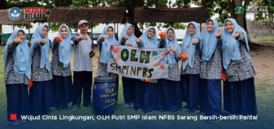 Wujud Cinta Lingkungan Hidup, OLH Putri SMP Islam NFBS Serang Bersih-bersih Pantai
